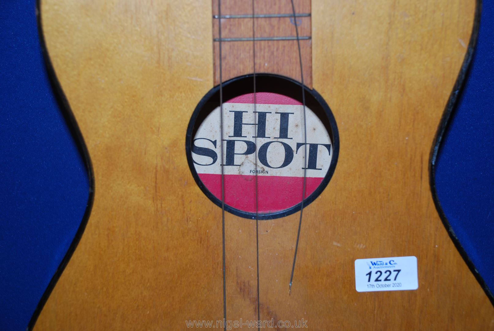 A vintage Hi Spot acoustic Guitar, possibly 1950's, (three broken strings), no case. - Image 3 of 3