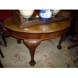 An oval Mahogany wind-out Dining Table, circa 1900,