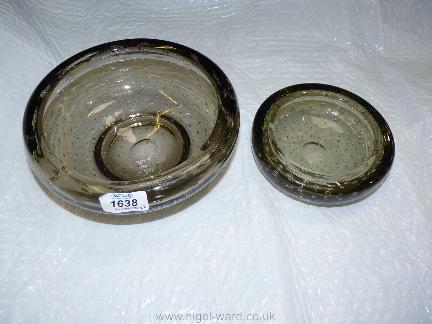 Two Whitefriars smoky glass controlled bubble bowls.