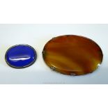 A good quality large oval Agate mounted white metal Brooch, 75mm x 55 mm approx.