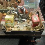 A mixed box of assorted sundries