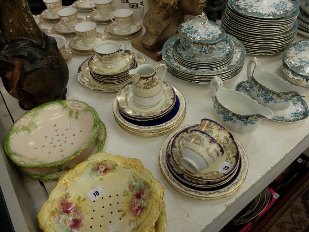 A Noritake part tea service and six Hammersley plates - Image 2 of 2