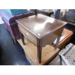 MAHOGANY COMMODE