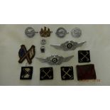 A quantity of militaria