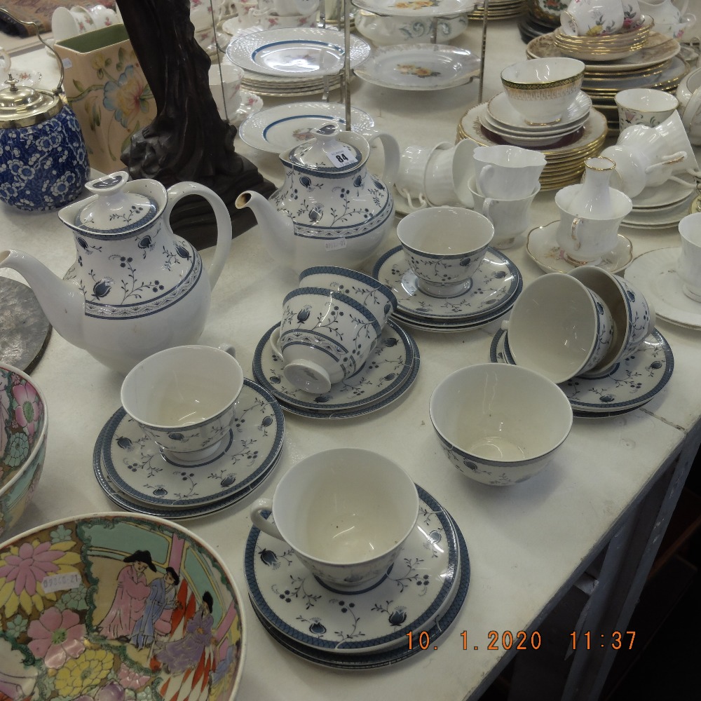 A Royal Doulton Cambridge blue and white tea and coffee service - Image 4 of 7