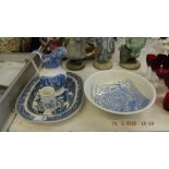 A quantity of 19th century blue and white china