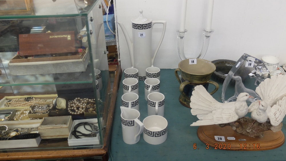 A Port Merian Greek Key coffee set - Image 3 of 4