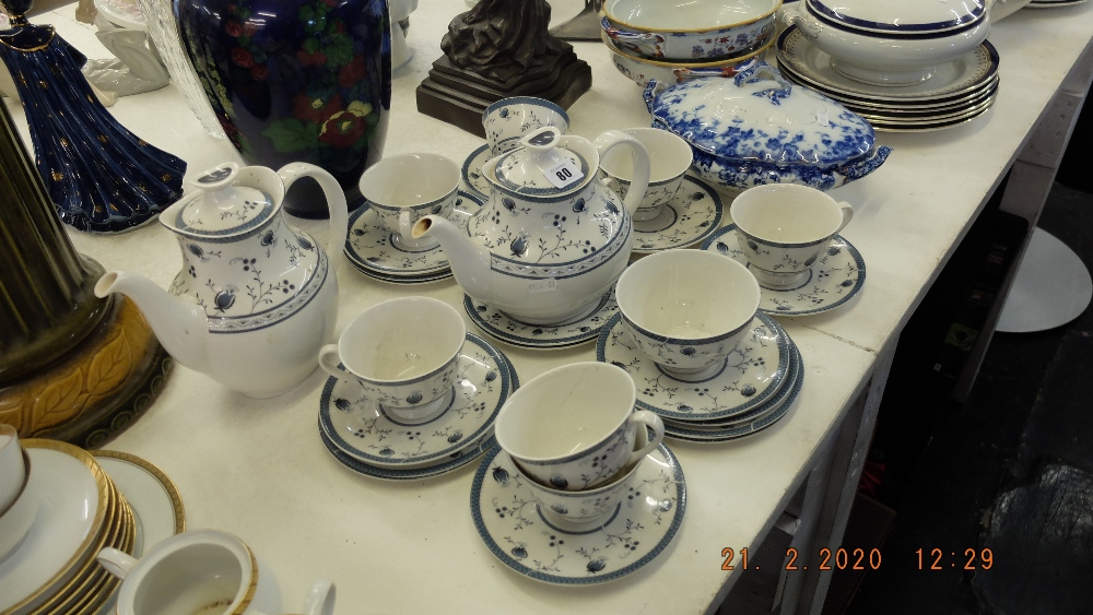 A Royal Doulton Cambridge blue and white tea and coffee service - Image 3 of 9