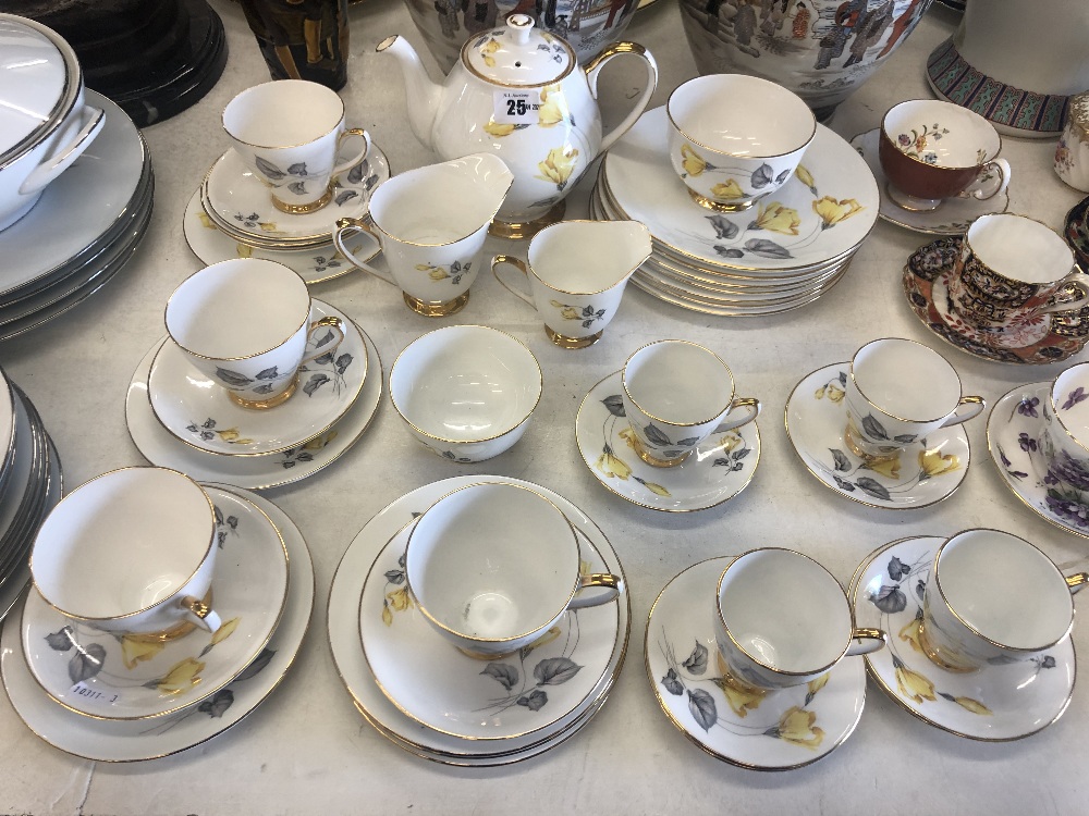 A Windsor tea set