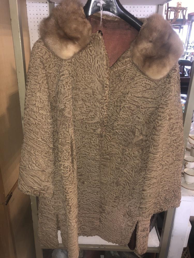 A fur coat, - Image 2 of 2