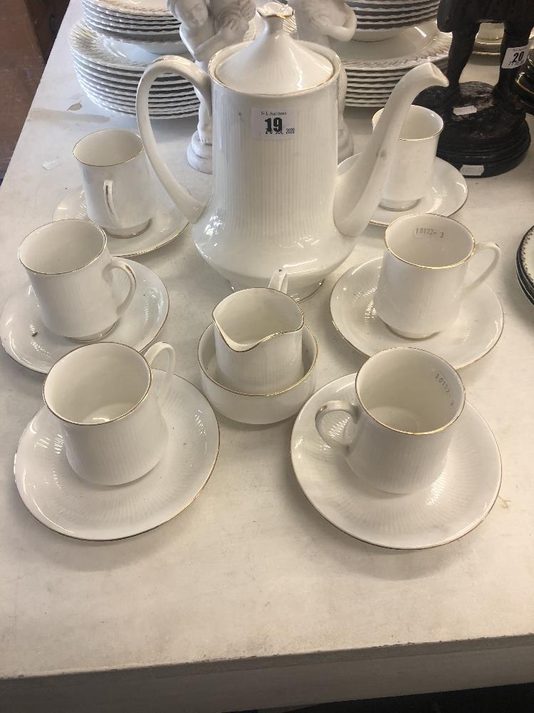 A Royal Standard coffee set - Image 2 of 4