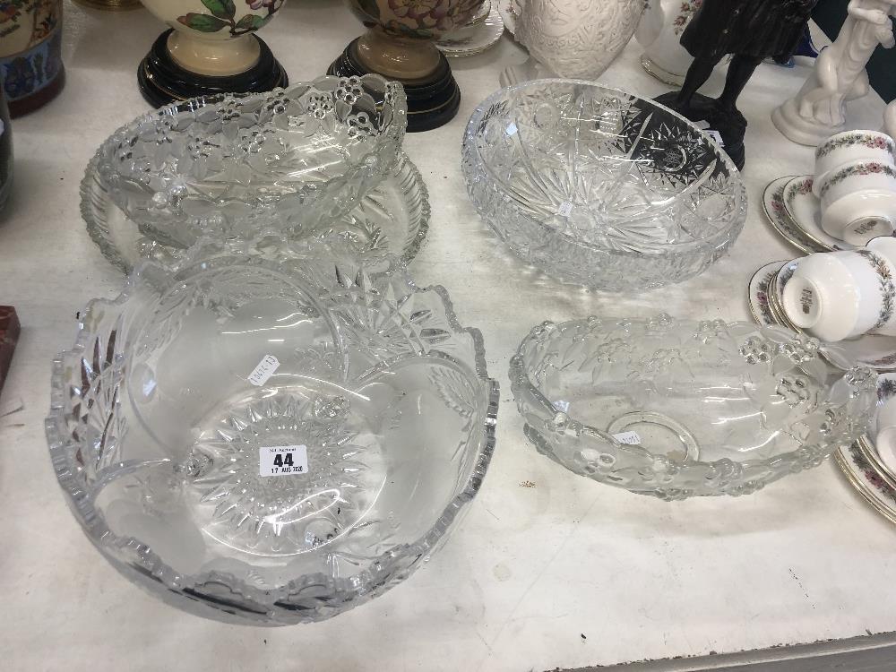 Six pieces of crystal glassware