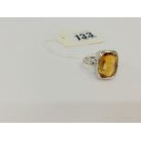 An 18ct white gold ladies single citrine stone with diamonds centre, citrine approx.