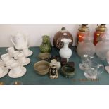 A qty of assorted pottery inc.