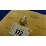 14ct gold cameo ring, 4 grams,