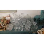 A qty of crystal glassware