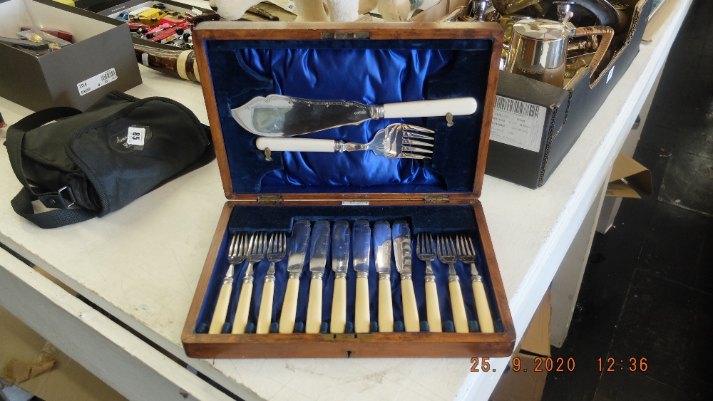 An oak cased fish set and servers