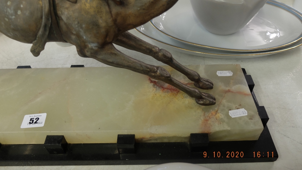 A metal camel and rider on onyx base - Image 3 of 5