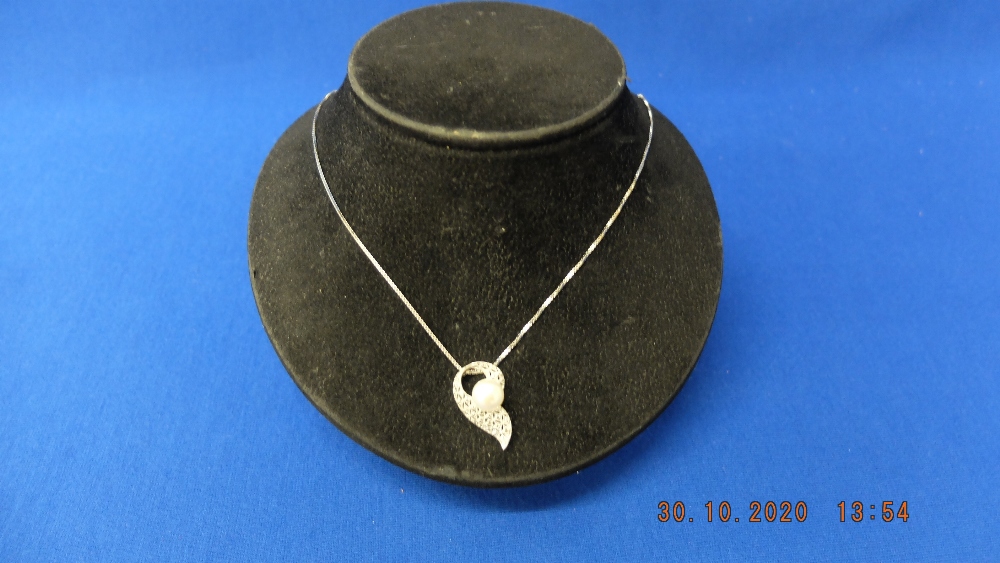 A 9ct white gold diamond pearl set pendant on chain - Image 2 of 2