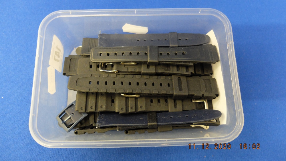 Fifteen assorted rubber watch straps - Image 3 of 3