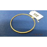 A fine gold 22ct approx. bangle, 2 carats diamond approx.