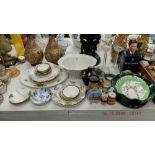 A qty of assorted china