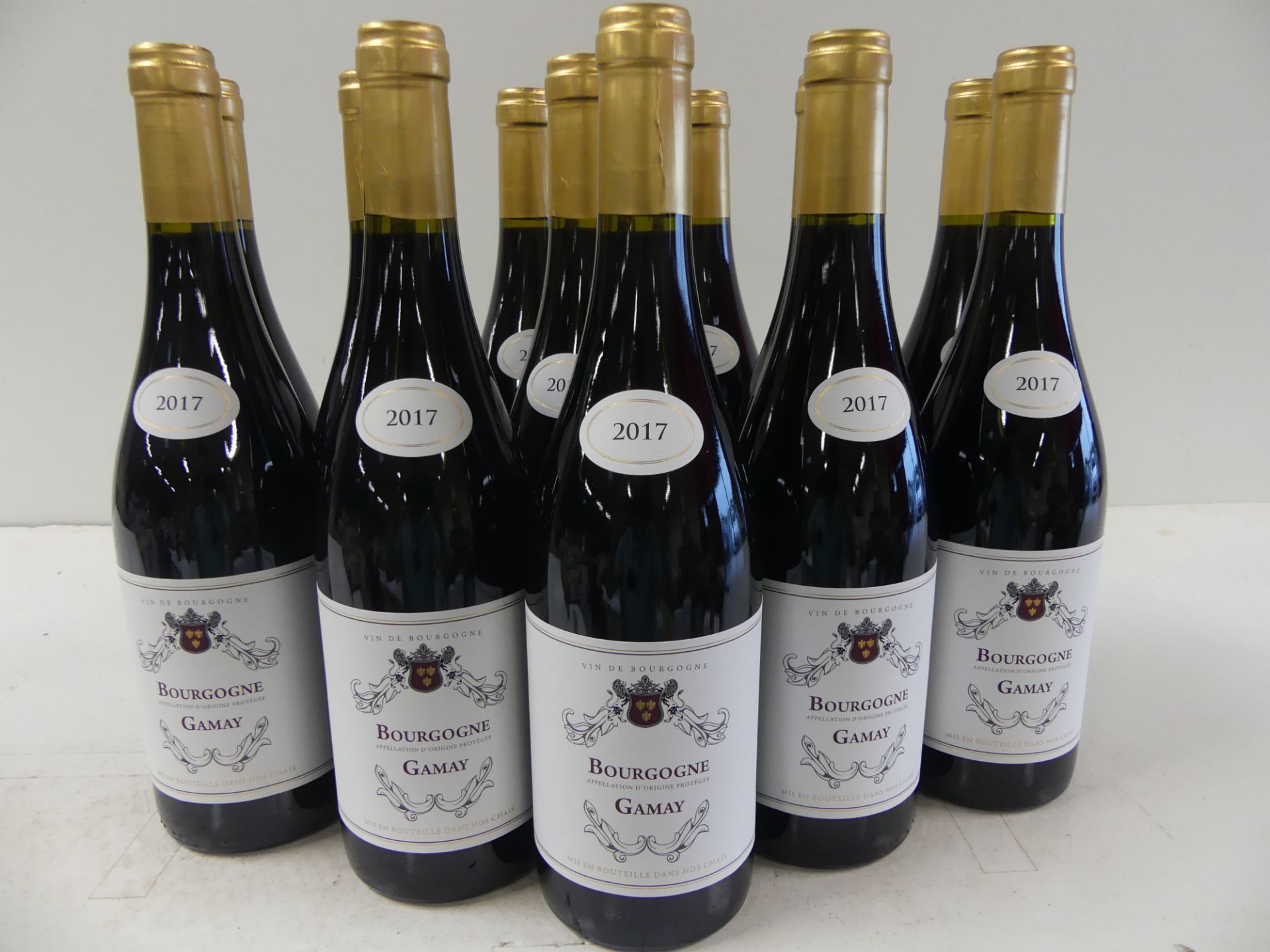 12 Bourgogne Rouge 2017 Vin de Prestige Cépage Gamay -