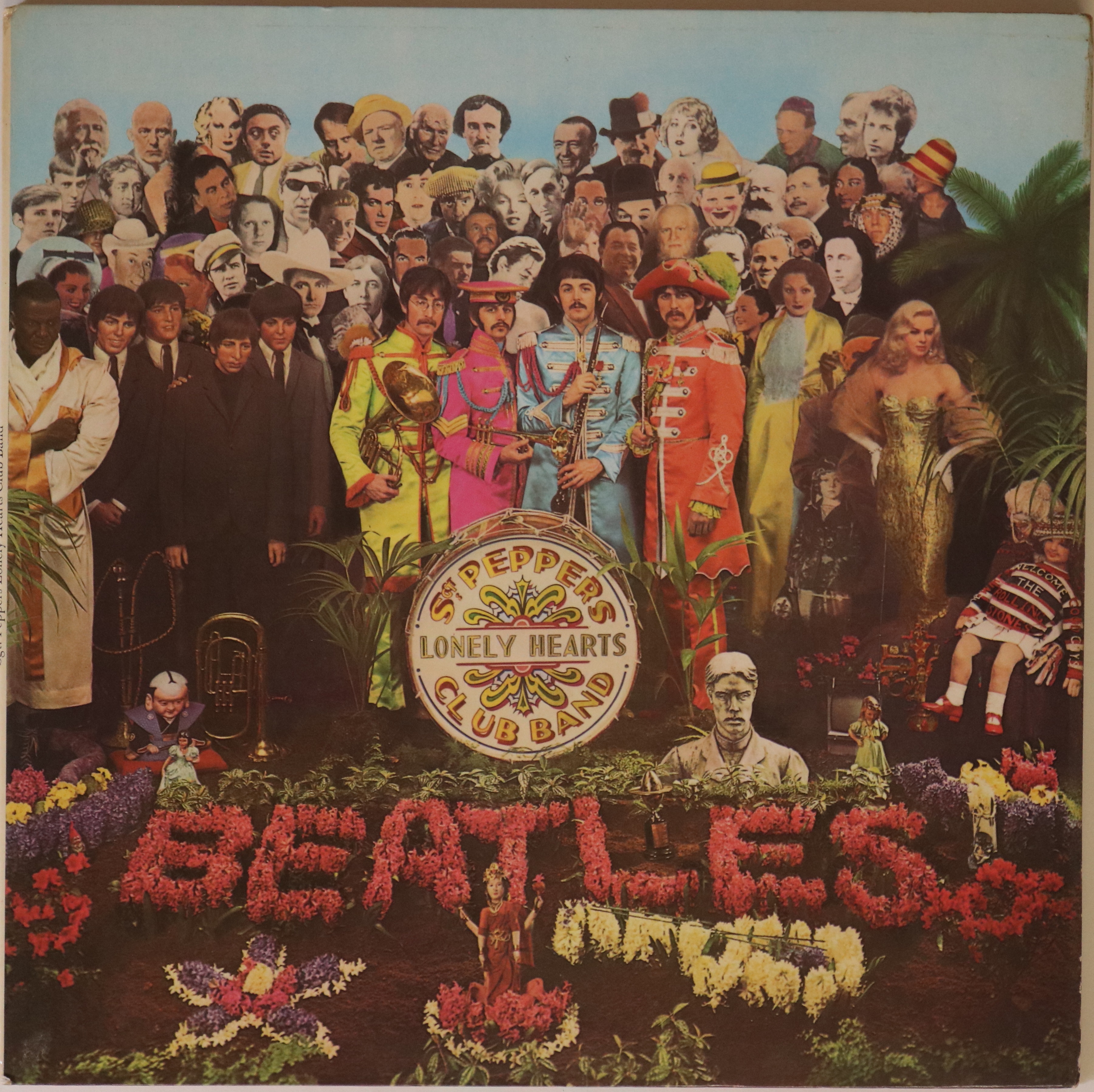 THE BEATLES - SGT PEPPER'S LONELY HEARTS CLUB BAND LP (IRISH EMERALD CONTRACT PRESSING - PCS 7027).