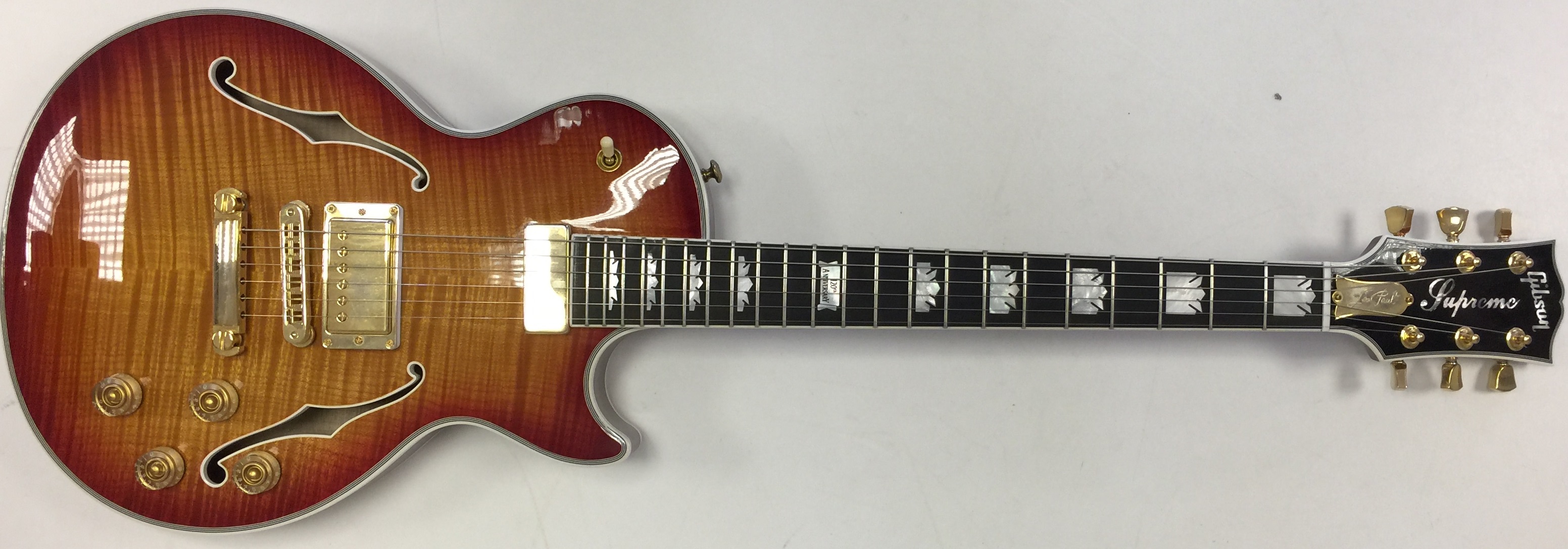 GIBSON 2014 120TH ANNIVERSARY LES PAUL ELECTRIC GUITAR. - Image 9 of 10