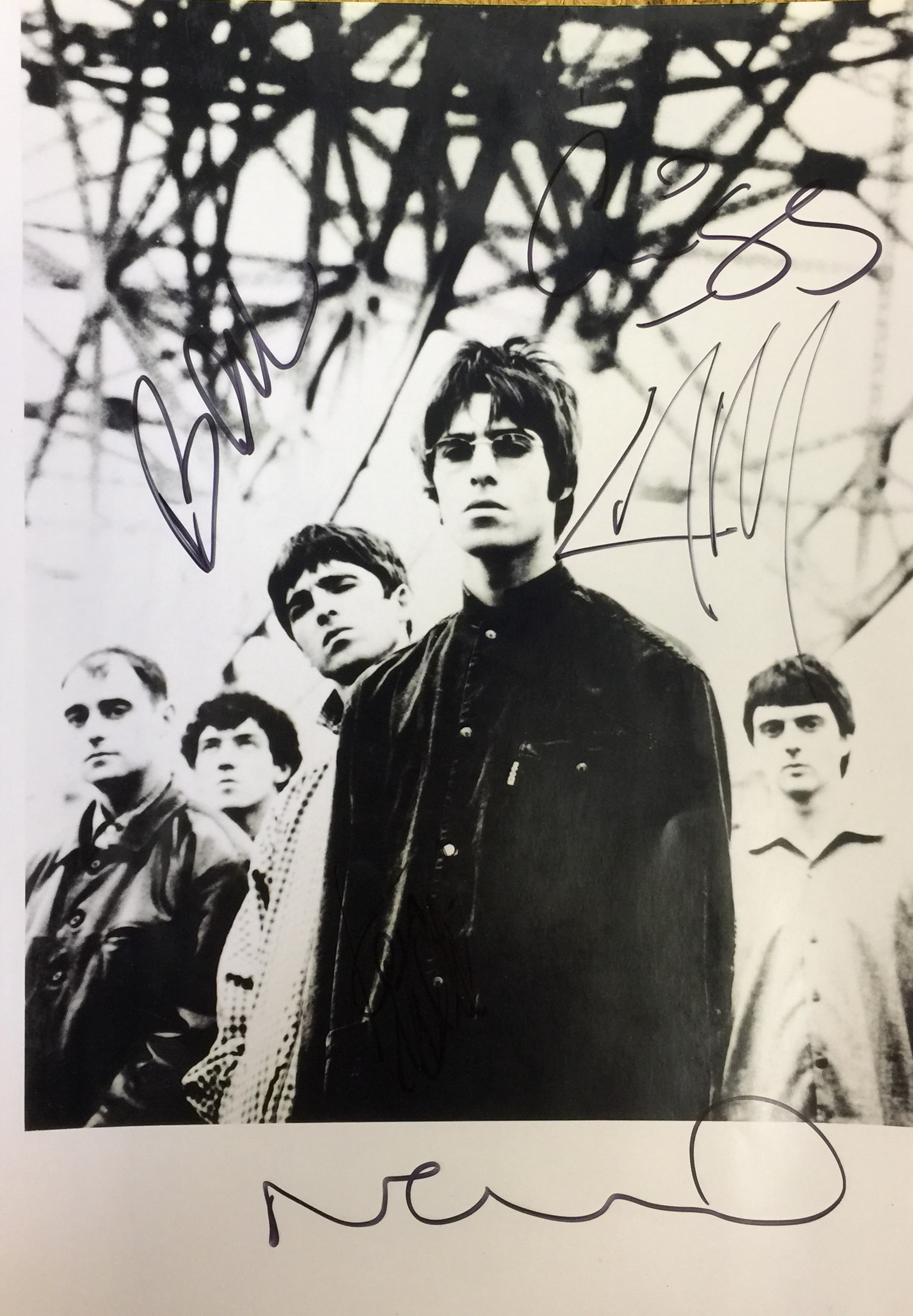 OASIS 1ST LINE UP AUTOGRAPHS AND PROGRAMME.