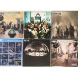 OASIS - LPs. Masterful collection of 7 x LPs and 1 x deluxe 12"/CD box set.