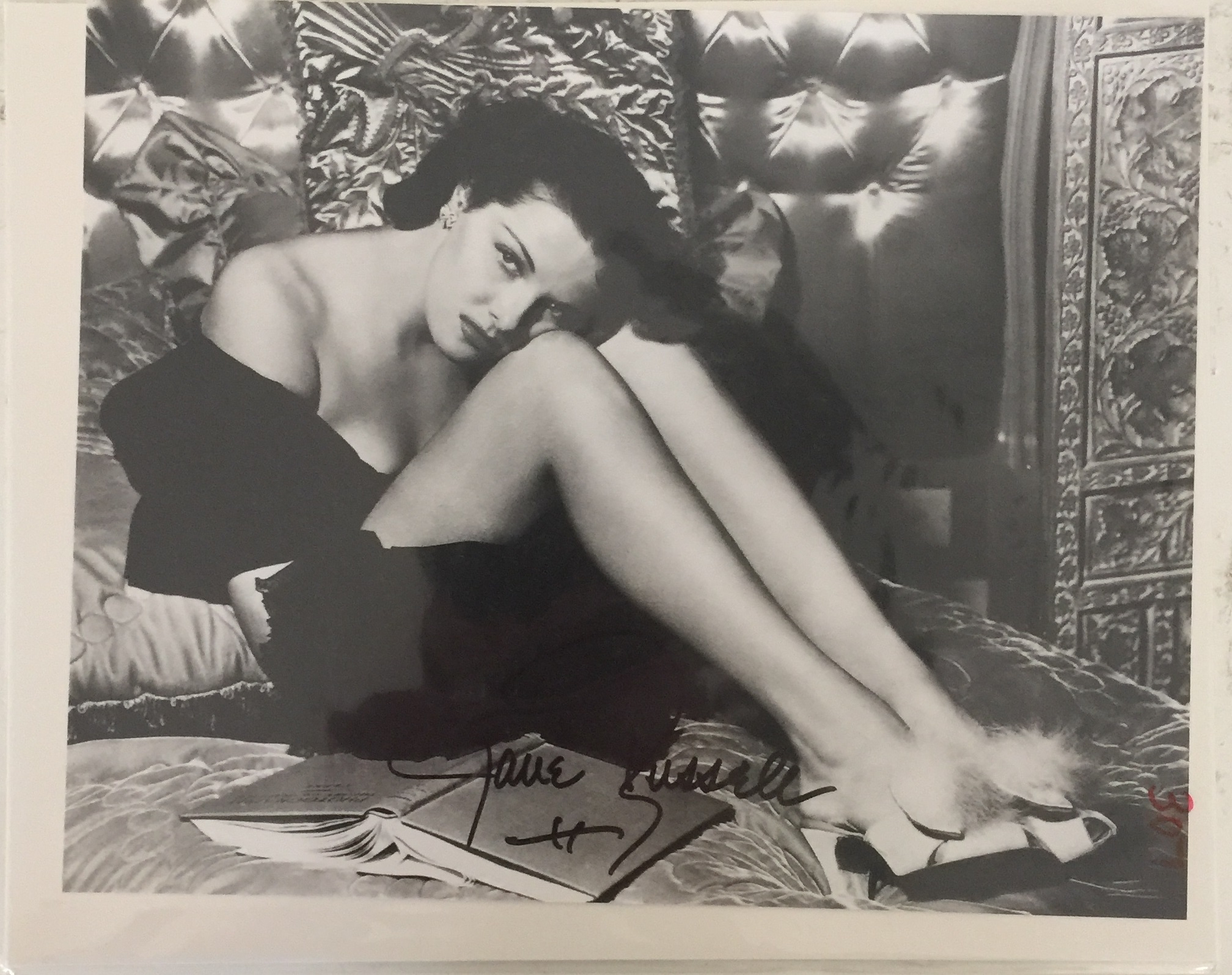 FEMALE FILM STARS SIGNED. - Image 3 of 6