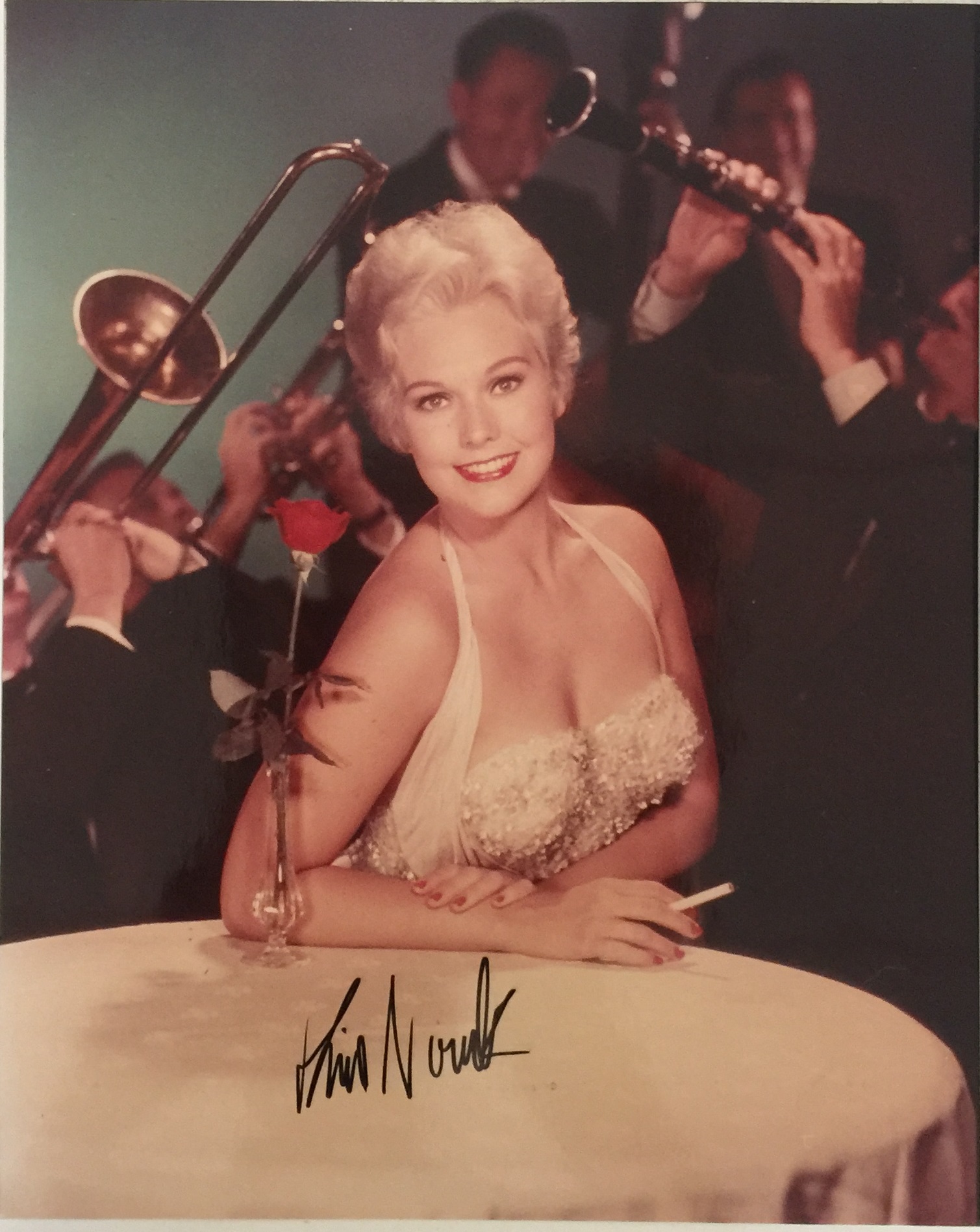 KIM NOVAK / LANA TURNER AUTOGRAPHS. - Image 4 of 6