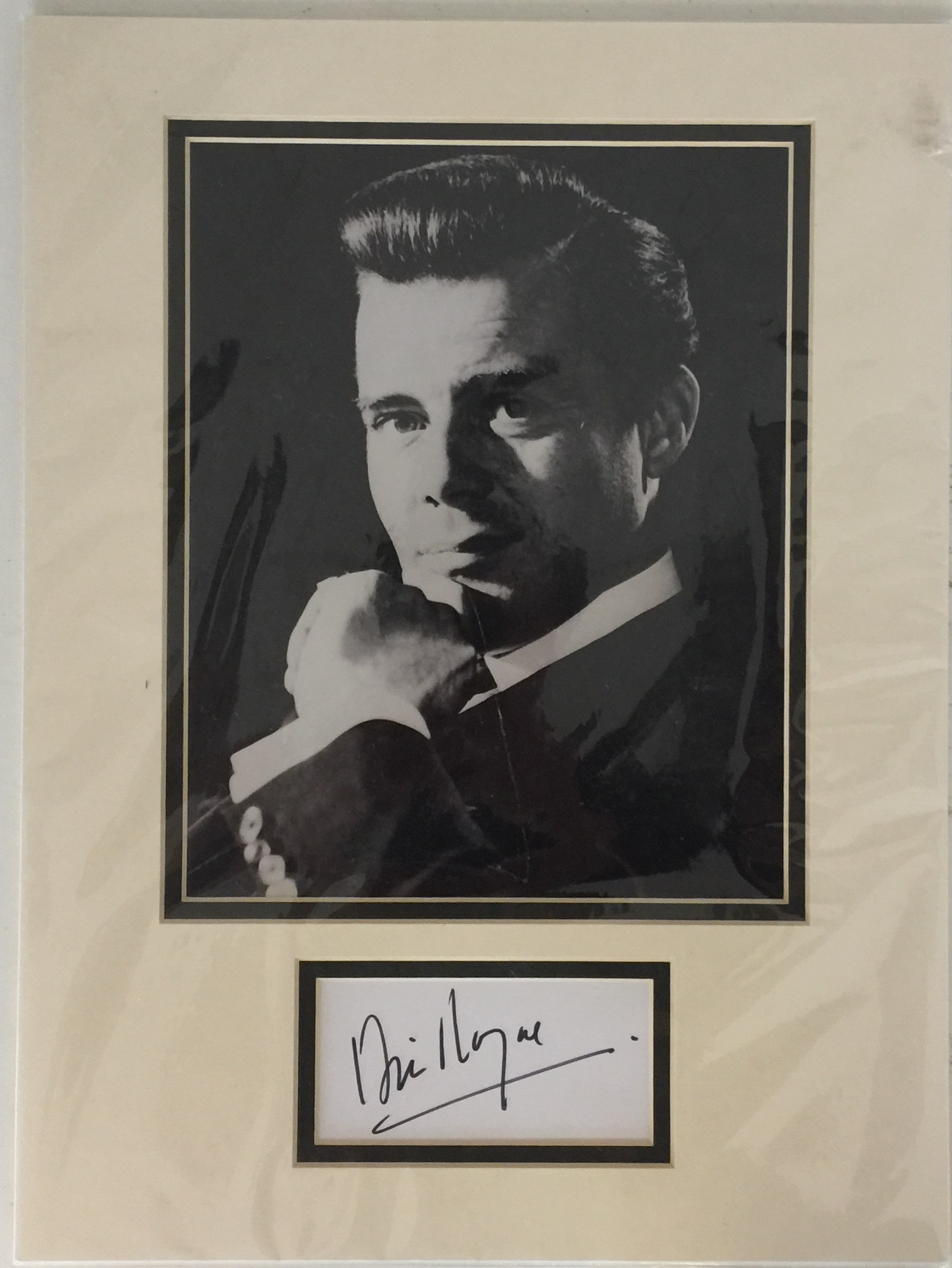 CLASSIC FILM STARS SIGNED . - Image 10 of 13