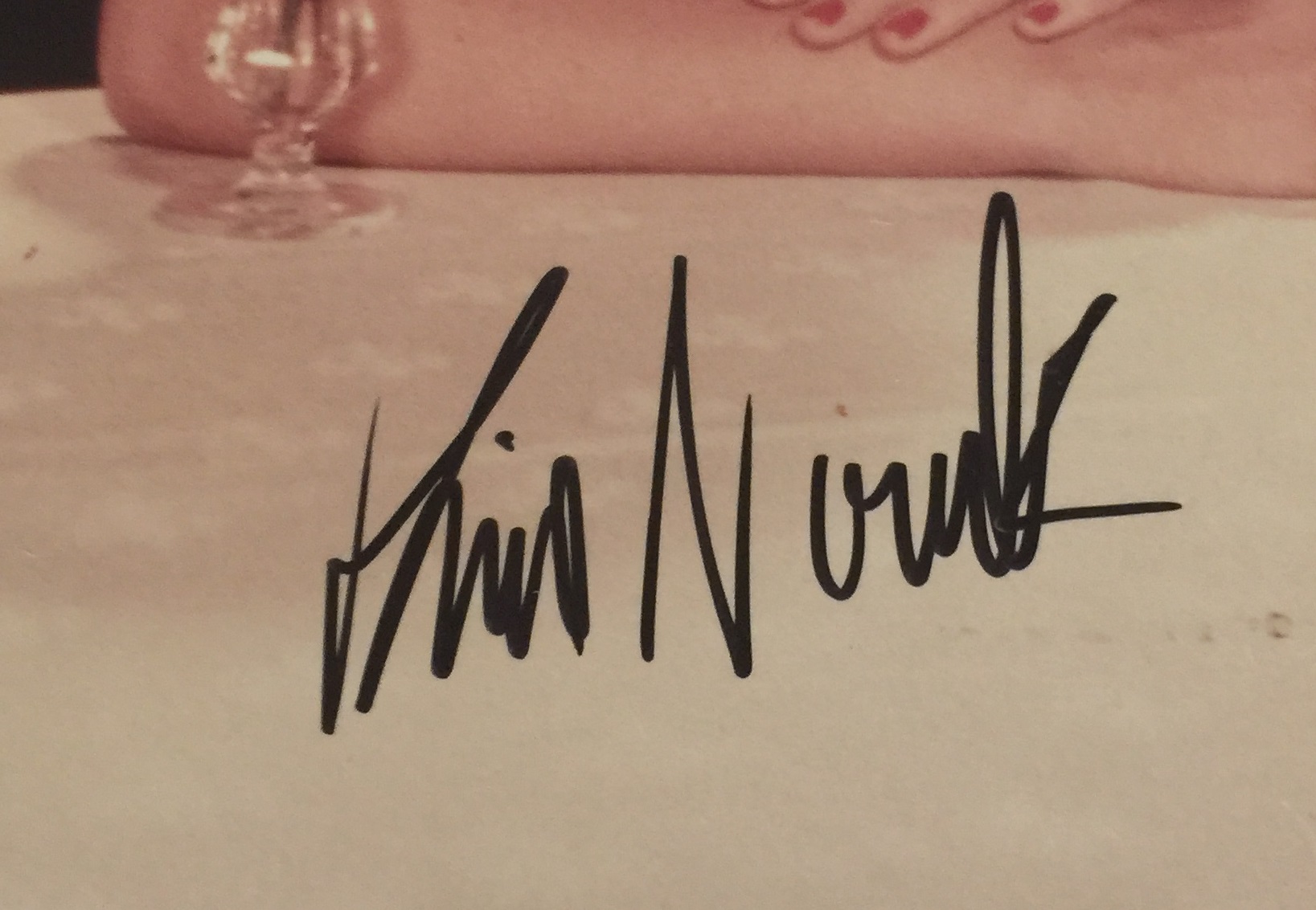 KIM NOVAK / LANA TURNER AUTOGRAPHS. - Image 5 of 6