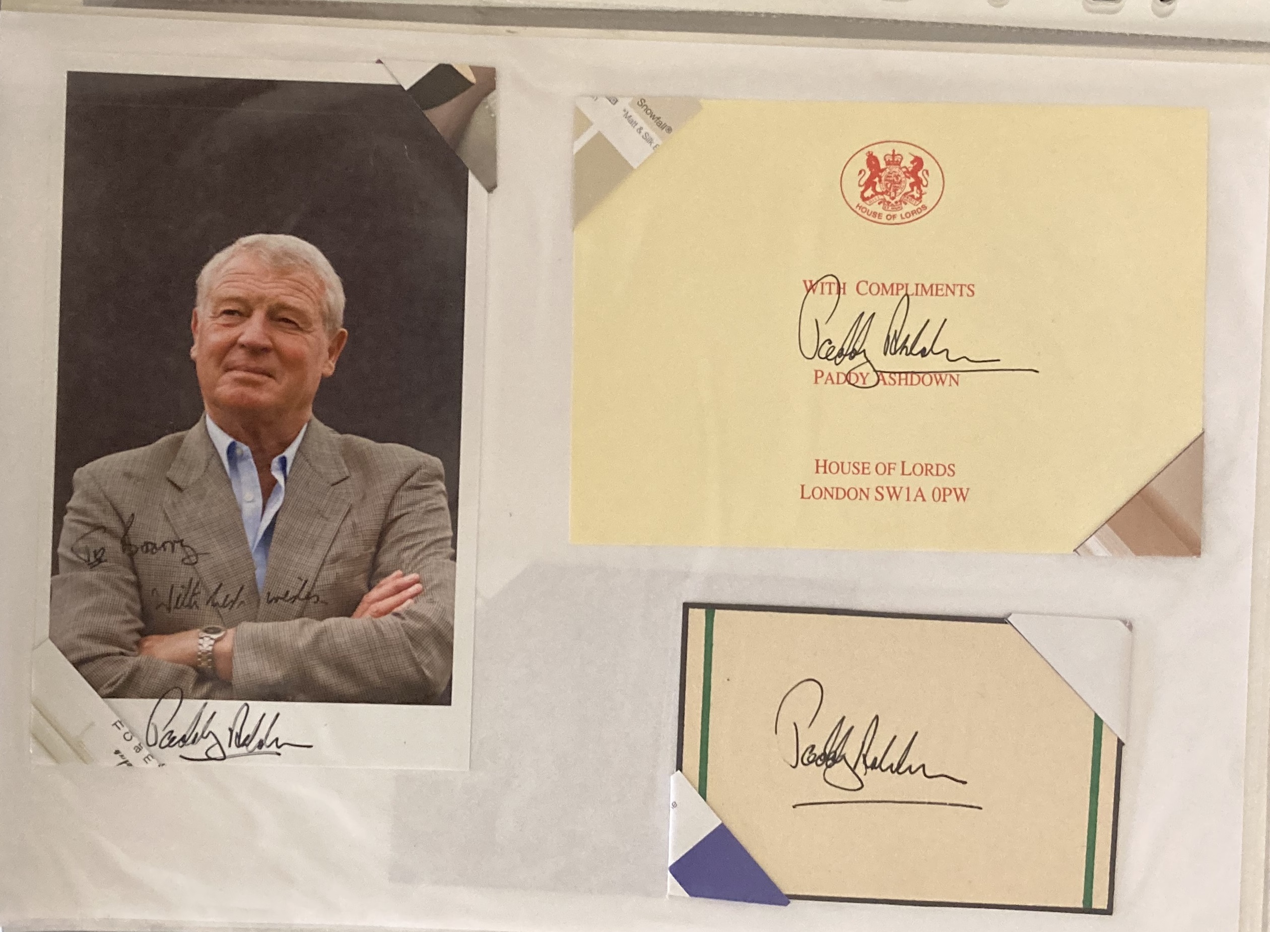 UK AND OTHER POLITICIANS INC DONALD TRUMP - AUTOGRAPHS. - Image 28 of 35