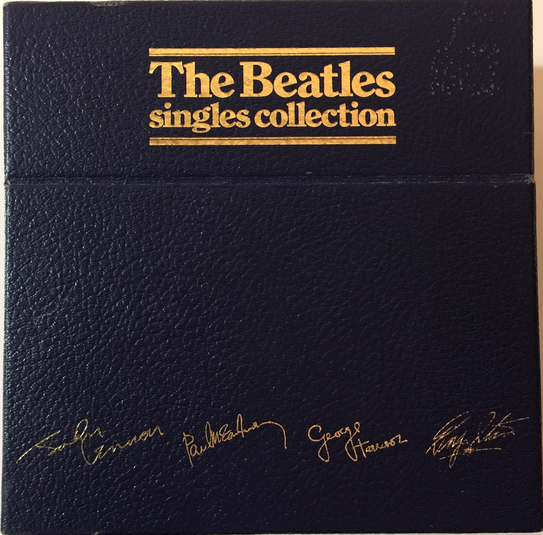 THE BEATLES - THE BEATLES SINGLE COLLECTION (BSCP 1).