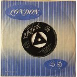 THE DUBS - COULD THIS BE MAGIC C/W SUCH LOVIN' 7" (ORIGINAL UK LONDON RELEASE - 45-HLU 8526).