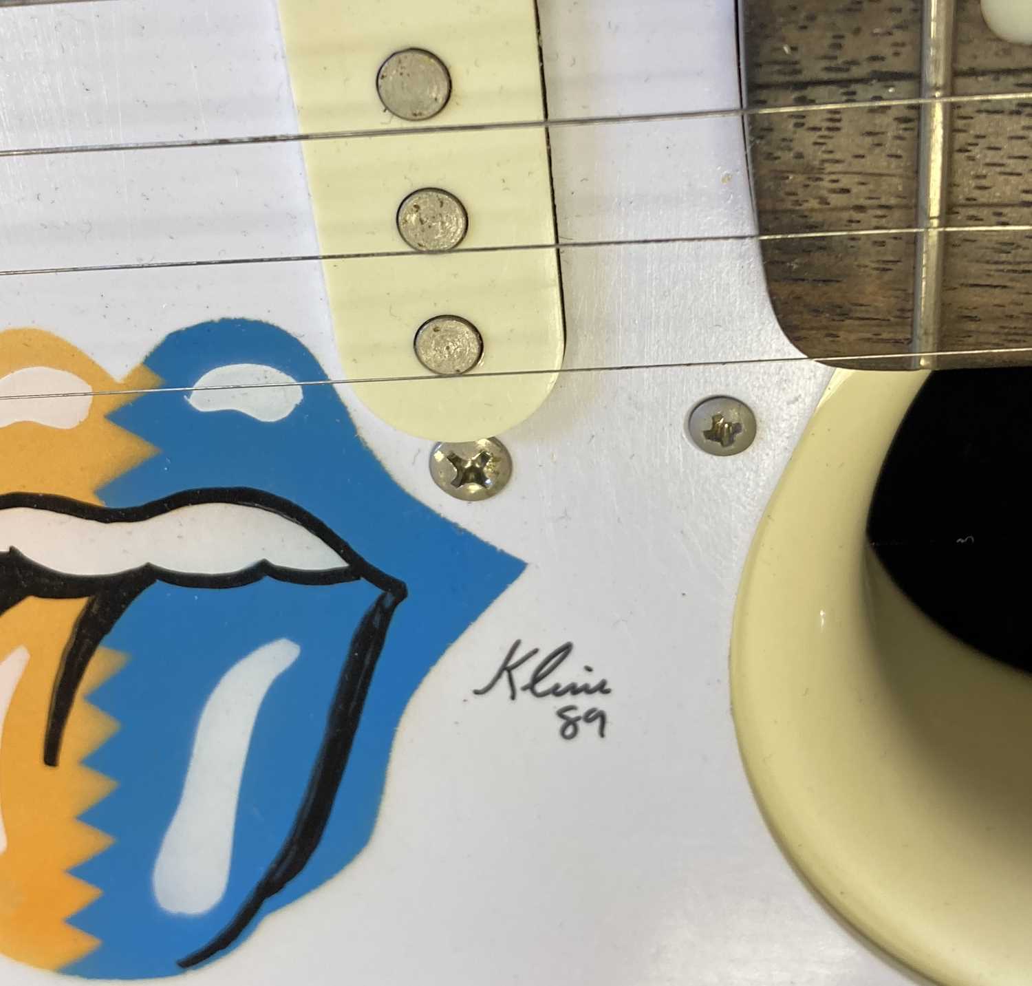 ROLLING STONES LIMITED EDITION FENDER STRATOCASTER - Image 3 of 8