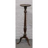 A Victorian mahogany jardiniere stand.