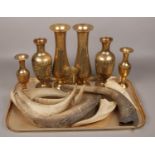 A tray lot of metal wares and horns to include pair of bidri ware vases etc.