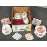 A box of miscellaneous, Franklin Mint Le Cordon Bleu ceramic jelly moulds, Royal Worcerster 1988