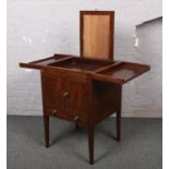 A Georgian mahogany wash stand /dressing cabinet.