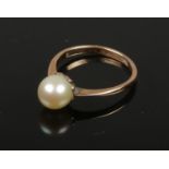 A 9ct gold and pearl ring 14.5 grains. Ring size M 1/2.