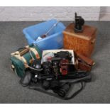 A collection of photographic equipment, to include Lubitell 166, Eastman Kodak Brownies, Duo Ensign,