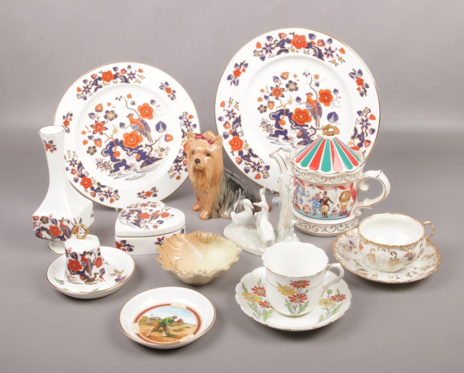 A collection of ceramics, to include Royal Worcester, Aynsley Bird of Paradise, Sylvac etc. Chip