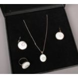 A silver hardstone pendant necklace, earrings & ring