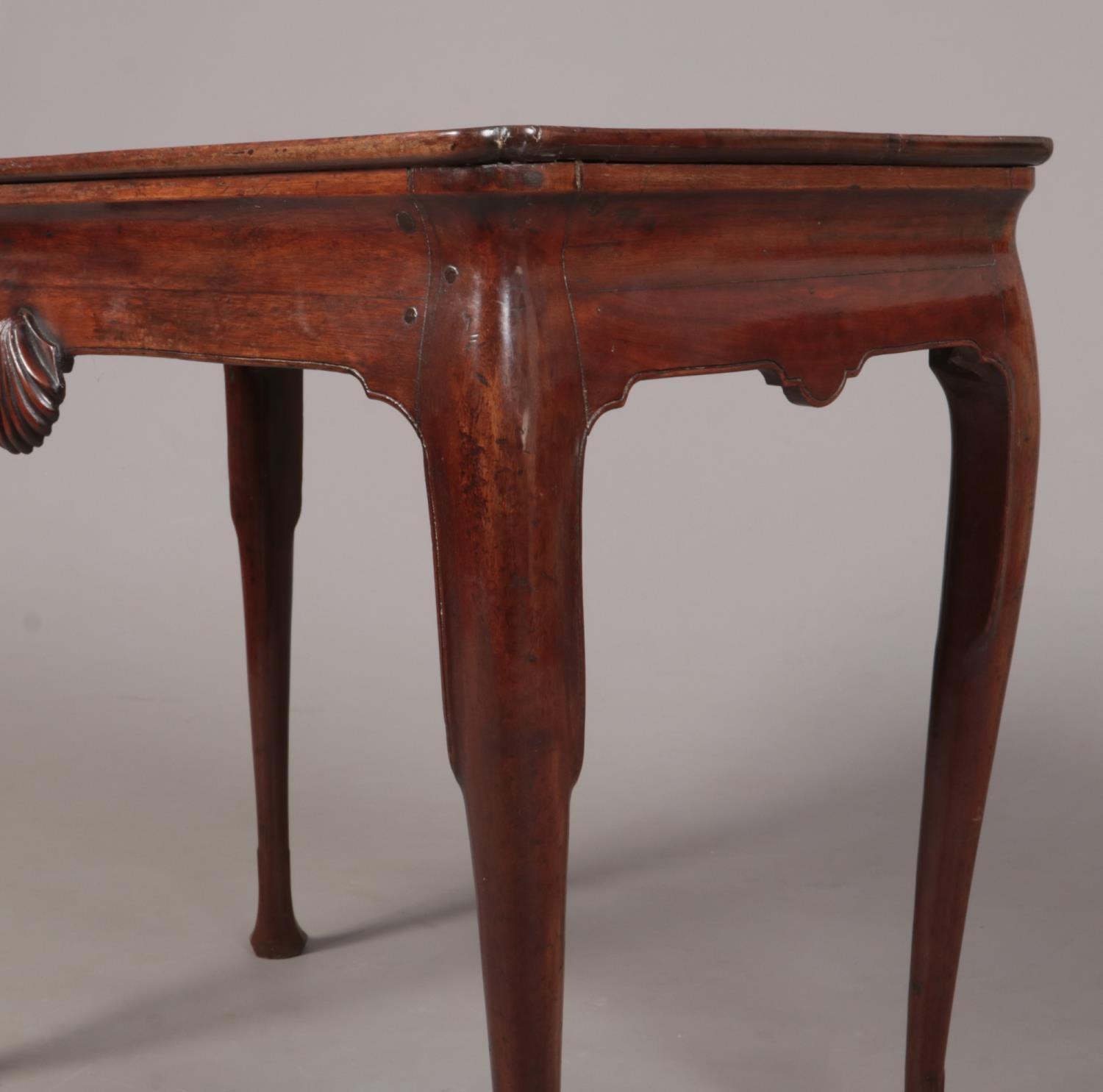 A George II Irish mahogany silver table with notched rectangular dish top. With a pair of carved - Image 4 of 8