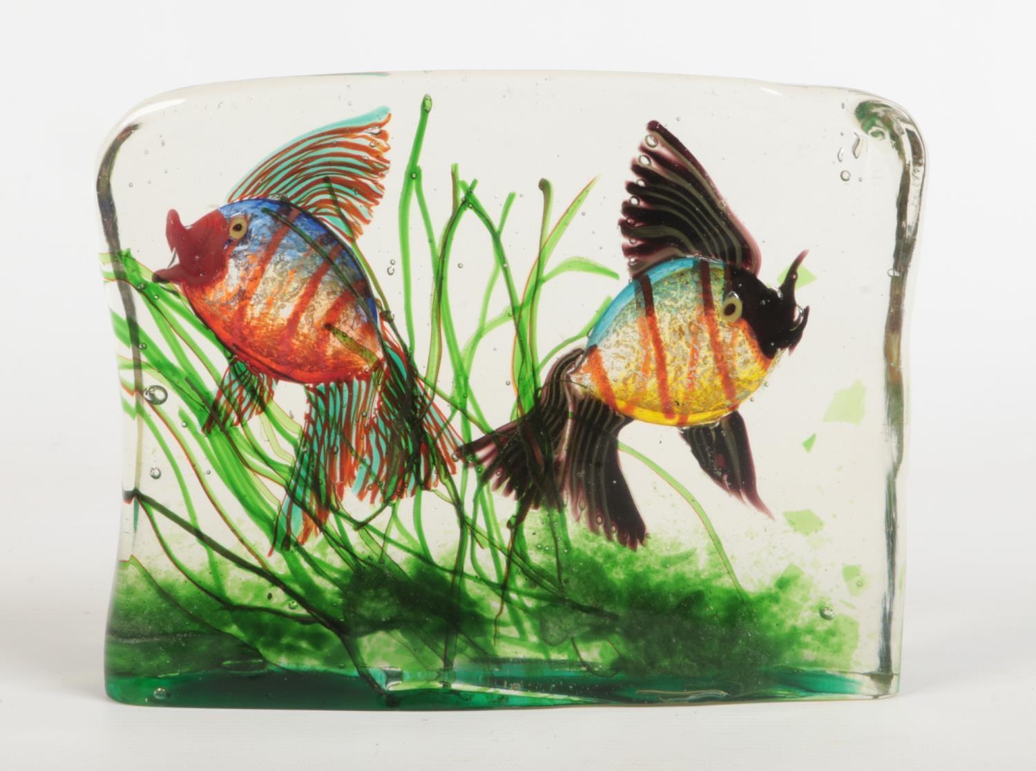 A vintage Murano glass aquarium block. Encasing a pair of colourful angel fish amidst aquatic weeds, - Image 3 of 3