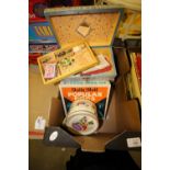 Box containing vintage jigsaws etc